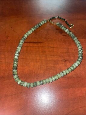 New green jade beaded necklace
